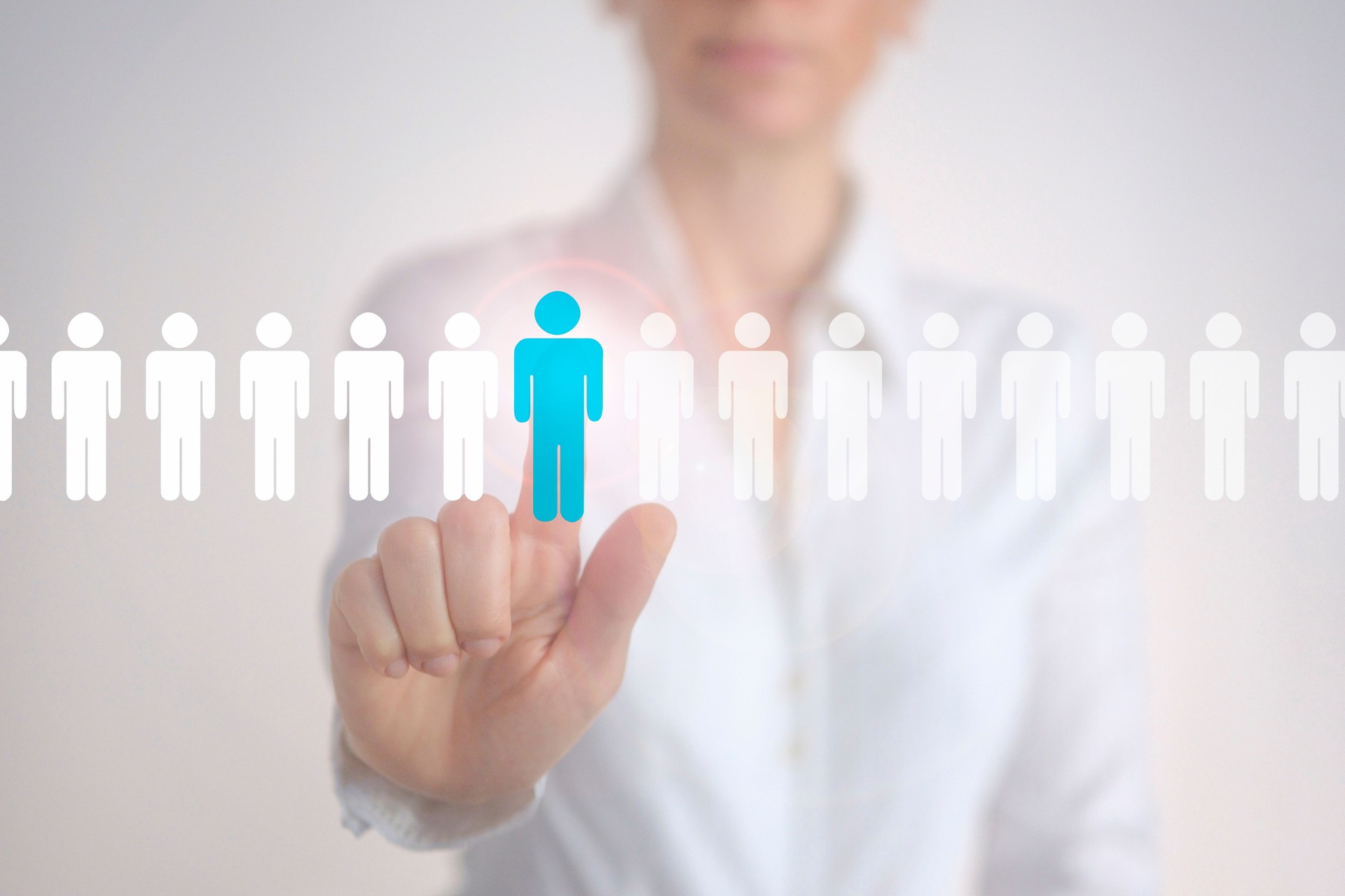 Concetto di reclutamento, il concetto di reclutamento è che la donna d'affari seleziona il nuovo dipendente.